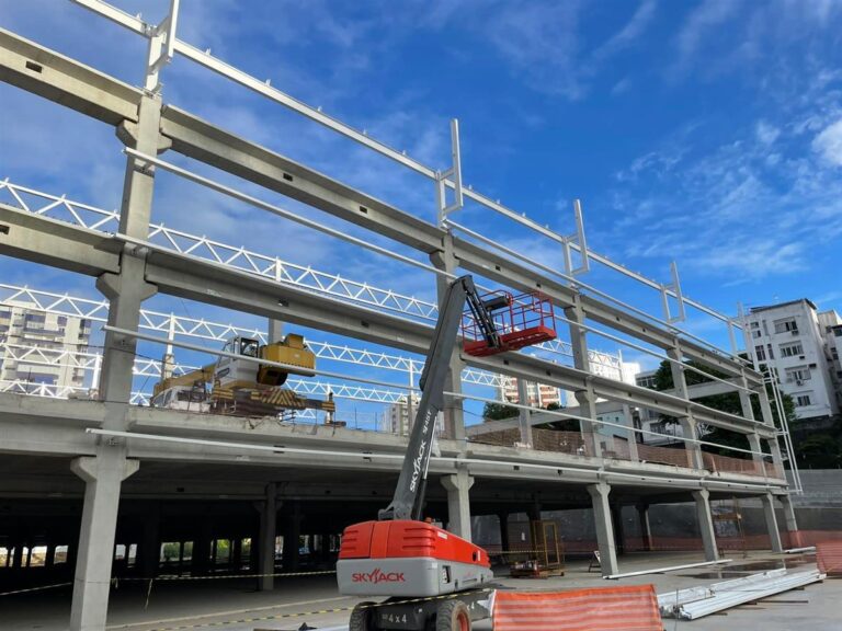 Ferreira Costa Barris | Rótula Metalúrgica