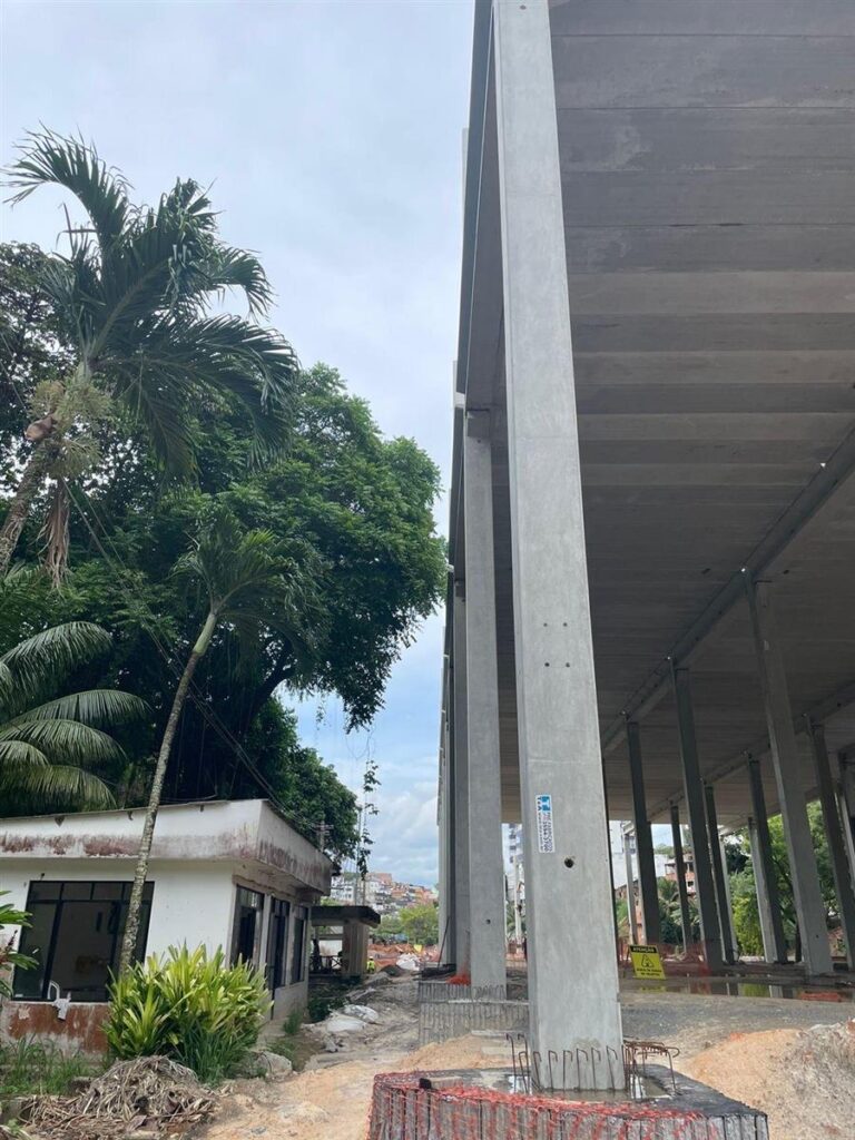 Ferreira Costa Barris | Rótula Metalúrgica