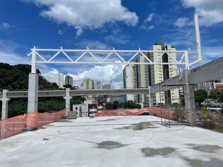 Ferreira Costa Barris | Rótula Metalúrgica