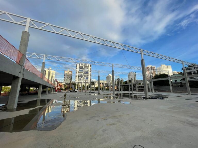 Ferreira Costa Barris | Rótula Metalúrgica