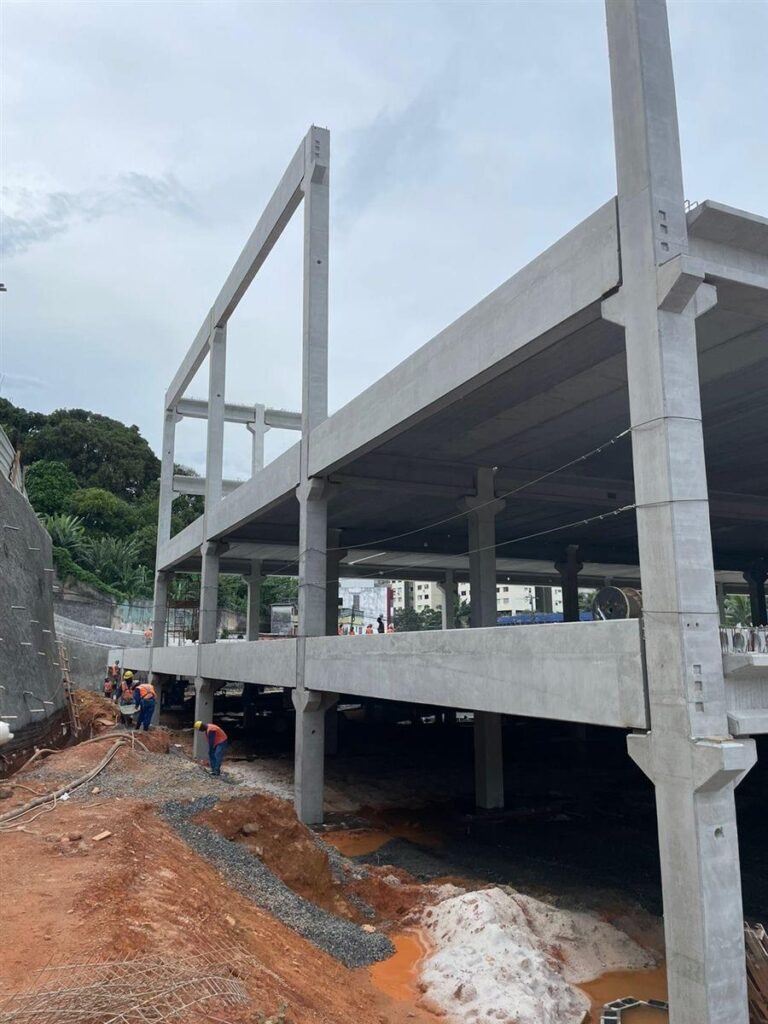 Ferreira Costa Barris | Rótula Metalúrgica