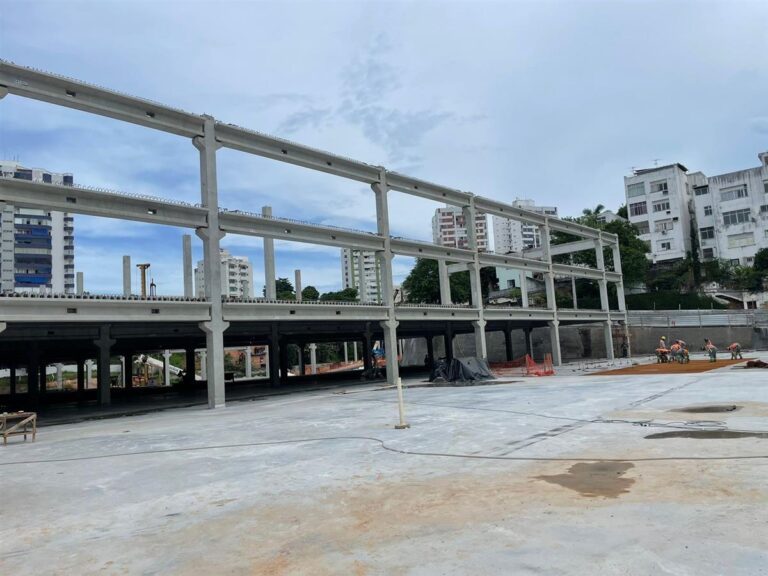 Ferreira Costa Barris | Rótula Metalúrgica