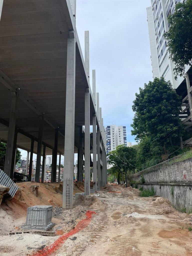 Ferreira Costa Barris | Rótula Metalúrgica