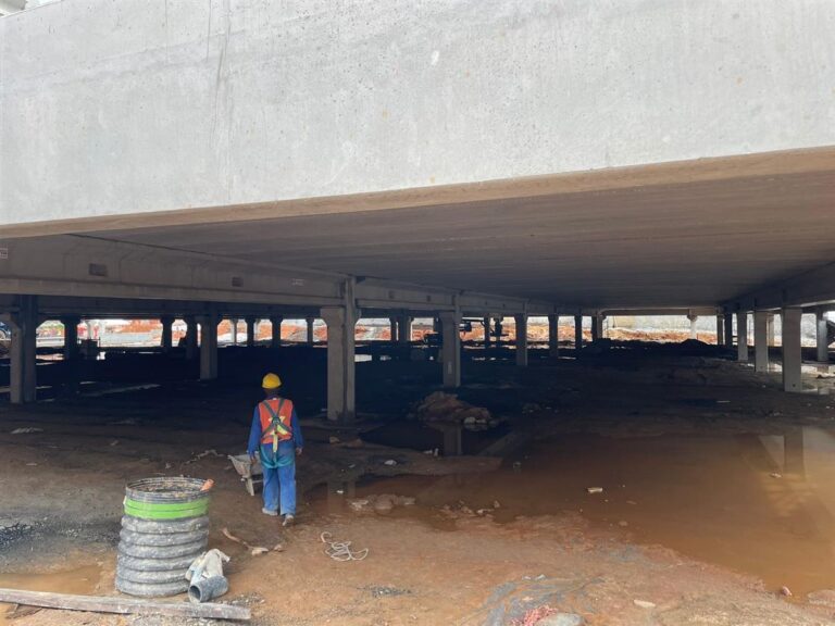 Ferreira Costa Barris | Rótula Metalúrgica