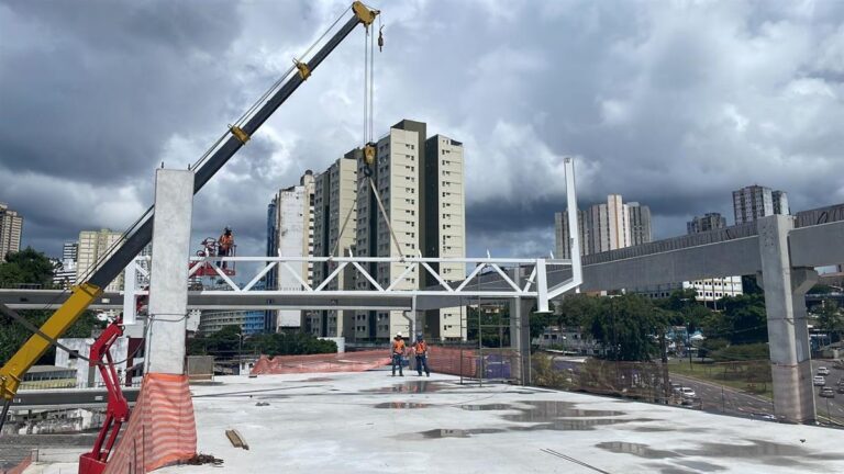 Ferreira Costa Barris | Rótula Metalúrgica