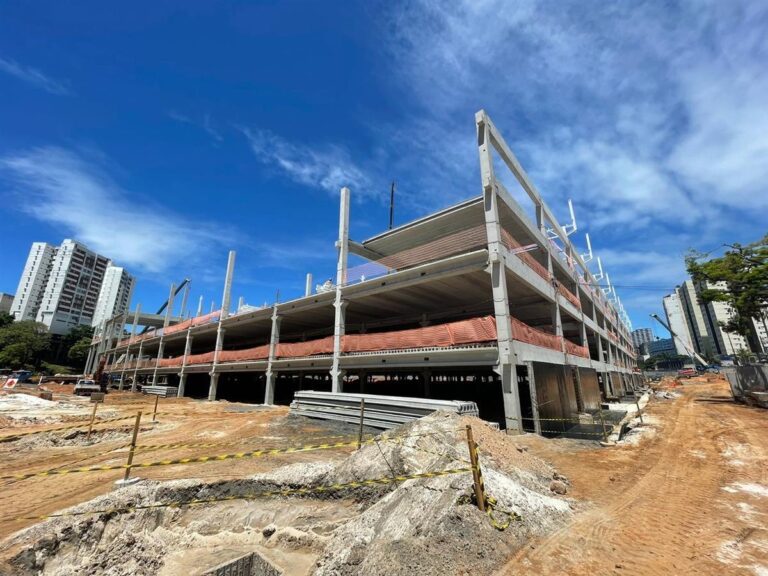 Ferreira Costa Barris | Rótula Metalúrgica