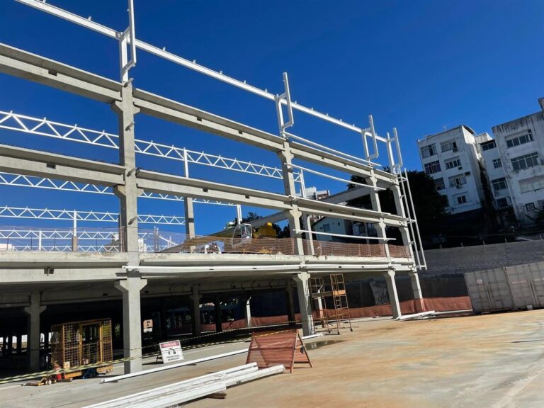 Ferreira Costa Barris | Rótula Metalúrgica