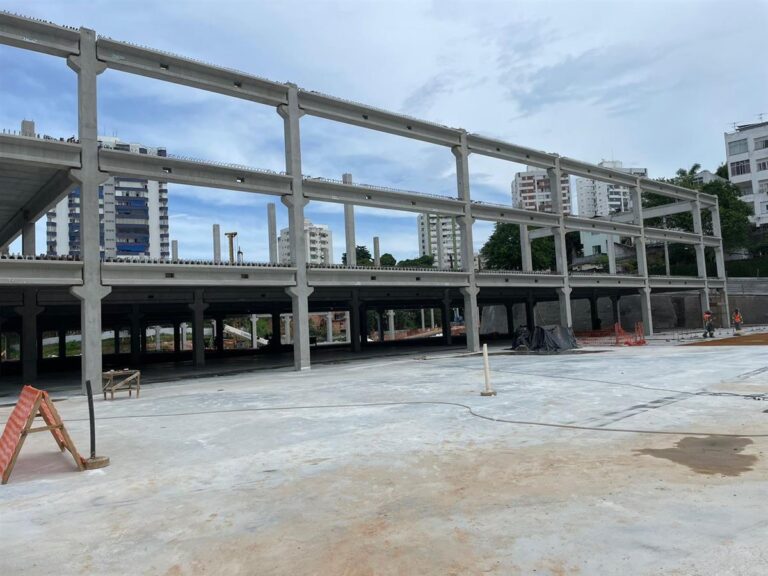 Ferreira Costa Barris | Rótula Metalúrgica