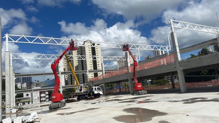 Ferreira Costa Barris | Rótula Metalúrgica